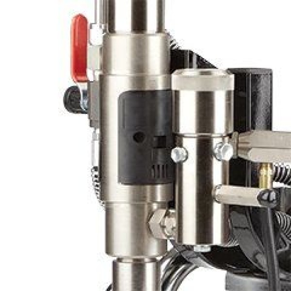 Безвъздушна помпа Titan PowrTwin 6900DI Plus CART 230V дебит 6.6 l/min - Pistol RX-Apex Безвъздушна помпа Titan PowrTwin 6900DI Plus CART 230V дебит 6.6 l/min - Pistol RX-Apex