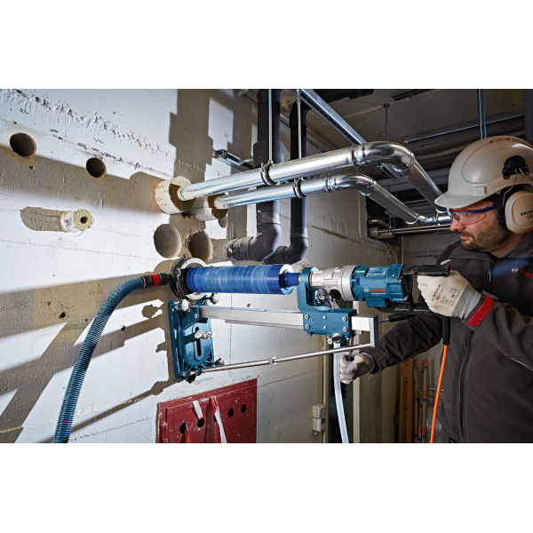 Диамантено пробивна машина Bosch GDB 180 WE